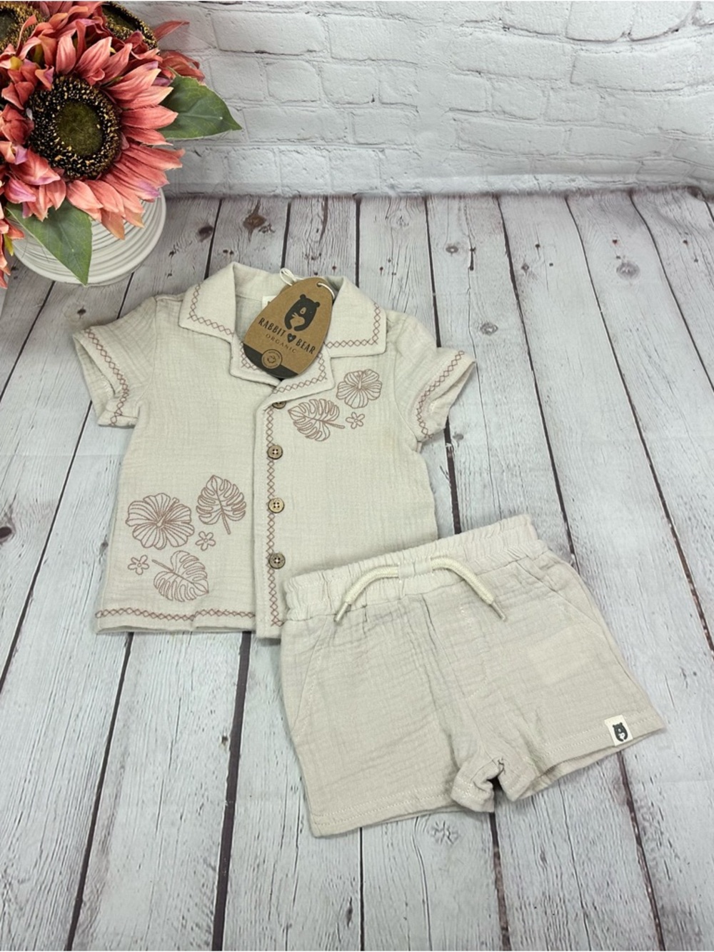 NWT rabbit + bear infant Shorts Set 2pc organic cotton beach tropical neutral